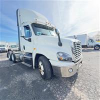 2018 Freightliner CASCADIA 125