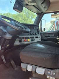2020 Freightliner NEW CASCADIA PX12664