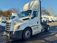 2020 Freightliner NEW CASCADIA 126
