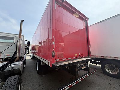 2018 Freightliner M2 106