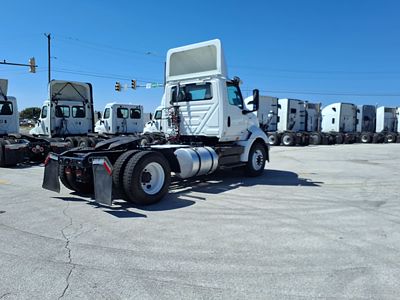 2019 International RH613