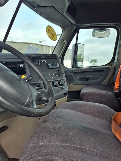 2019 Freightliner CASCADIA 125