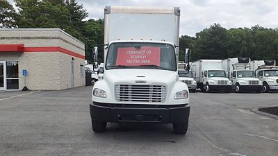 2018 Freightliner M2 106