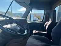 2018 Freightliner CASCADIA 113