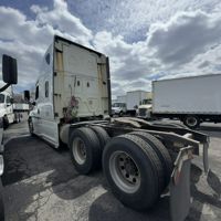 2018 Freightliner CASCADIA 125