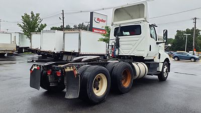 2020 International LT625