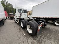 2019 Freightliner CASCADIA 125