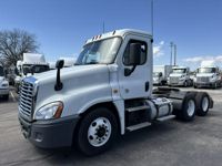 2020 Freightliner CASCADIA 125