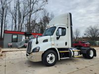2018 Freightliner CASCADIA 113