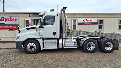 2020 Freightliner NEW CASCADIA PX12664