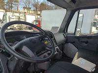 2016 Freightliner M2 106