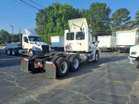 2018 Freightliner CASCADIA 125
