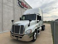 2020 Freightliner CASCADIA 125