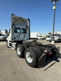 2018 Freightliner CASCADIA 125