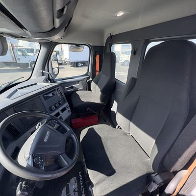 2020 Freightliner NEW CASCADIA PX12664