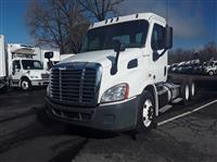 2017 Freightliner CASCADIA 113