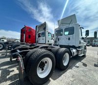 2017 Freightliner CASCADIA 125