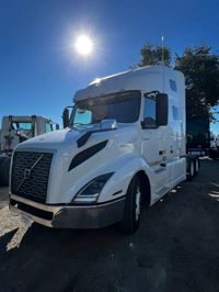 2020 Volvo VNL64T-760