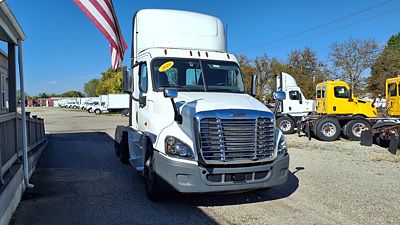 2020 Freightliner CASCADIA 125