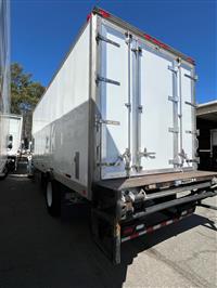 2018 Freightliner M2 106