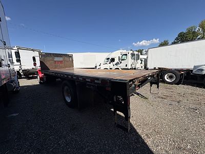 2019 Freightliner M2 106