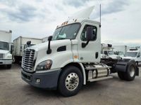 2020 Freightliner CASCADIA 113