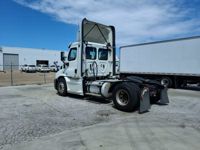 2019 Freightliner CASCADIA 113