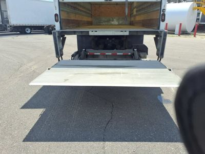 2020 Freightliner M2 106