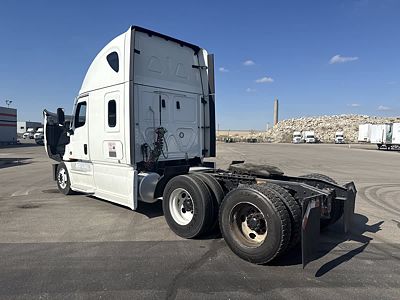 2022 Freightliner NEW CASCADIA PX12664
