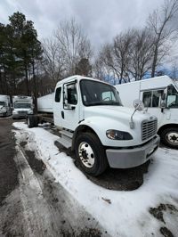 2015 Freightliner M2 106