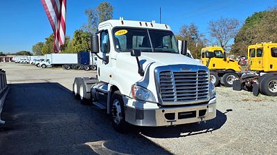2018 Freightliner CASCADIA 125