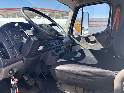 2020 Freightliner M2 106