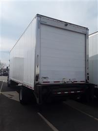 2018 Freightliner M2 106