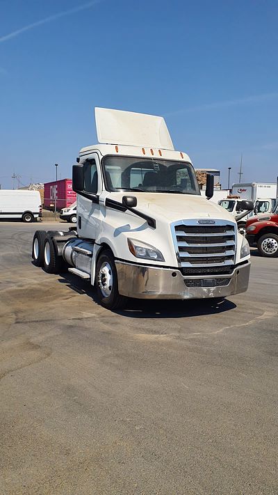 2019 Freightliner NEW CASCADIA PX12664