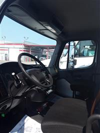 2018 Freightliner M2 106