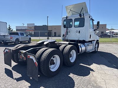 2020 Freightliner NEW CASCADIA PX12664