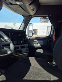 2020 Freightliner NEW CASCADIA PX12664