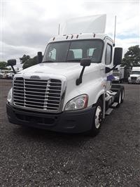 2018 Freightliner CASCADIA 125