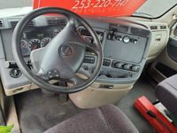 2015 Freightliner CASCADIA 113