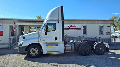 2020 Freightliner CASCADIA 125
