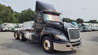 2020 International LT625