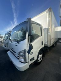 2018 Isuzu NPR HD