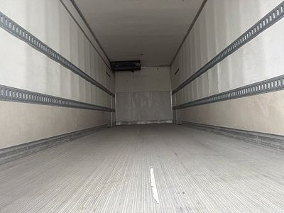 2020 Freightliner M2 106