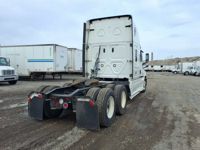 2021 Freightliner NEW CASCADIA PX12664