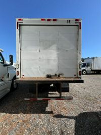 2015 Freightliner M2 106