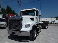 2017 Freightliner CORONADO 122