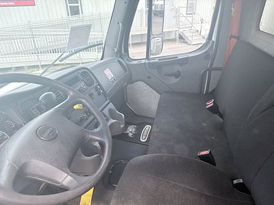 2020 Freightliner M2 106