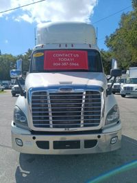 2018 Freightliner CASCADIA 113