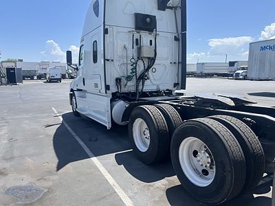 2020 Freightliner NEW CASCADIA PX12664