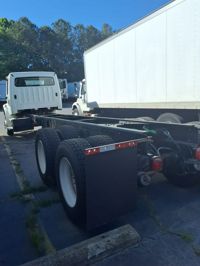 2017 Freightliner M2 106
